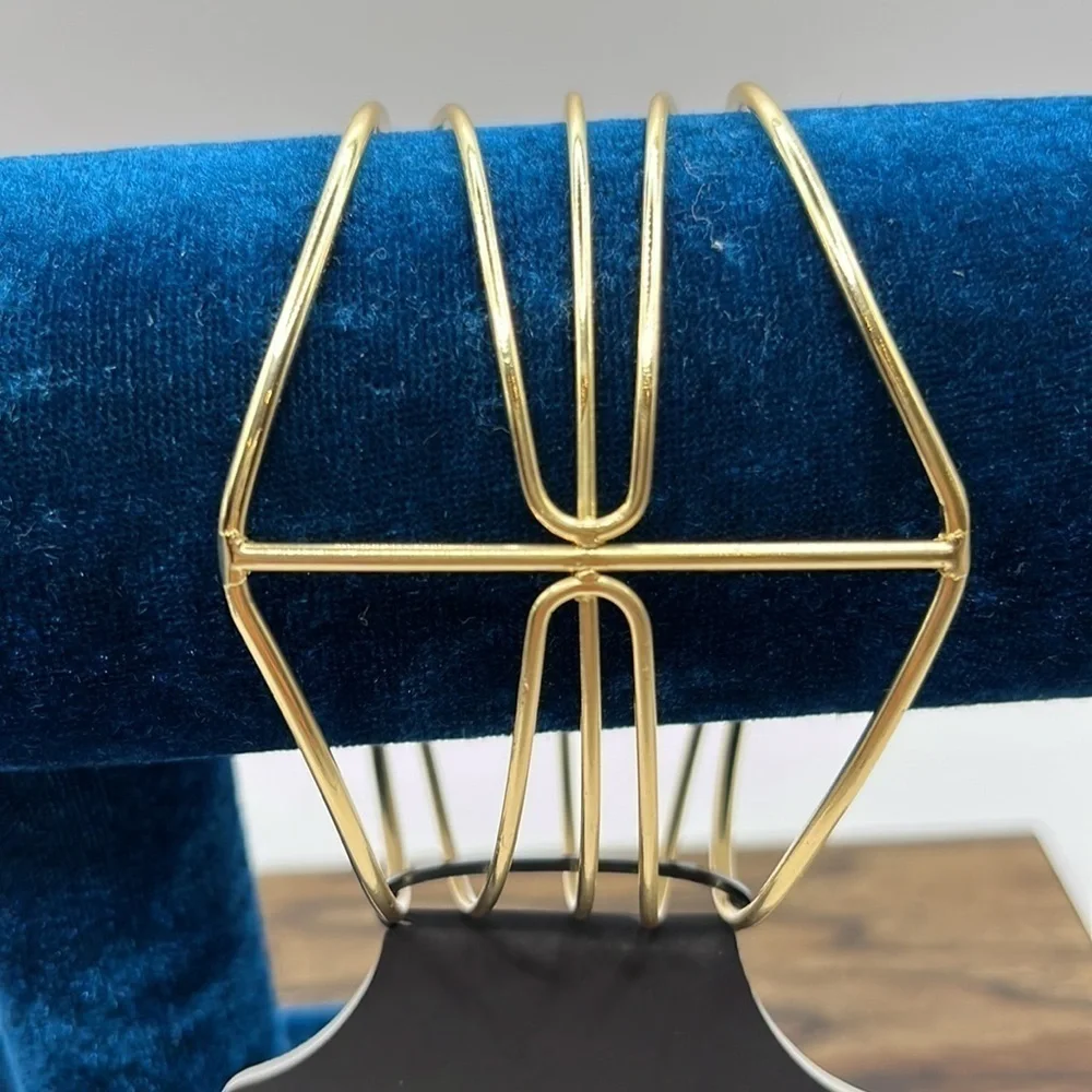 Cuffed Bracelet Geometric by Gennaro Bracelet NWT Gold Tone Minimalist Large